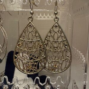 Elegant Filigree Teardrop Earrings